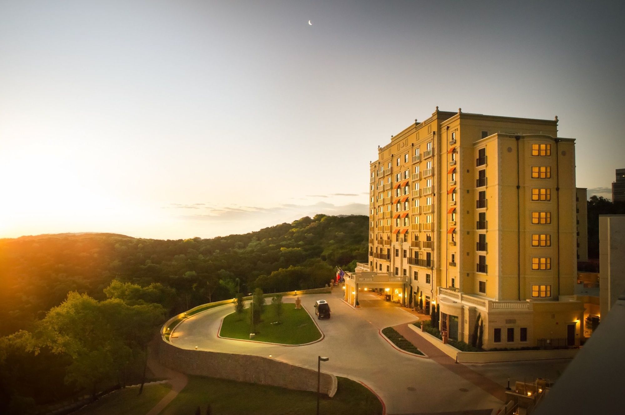 Hotel Viata Austin Exterior photo